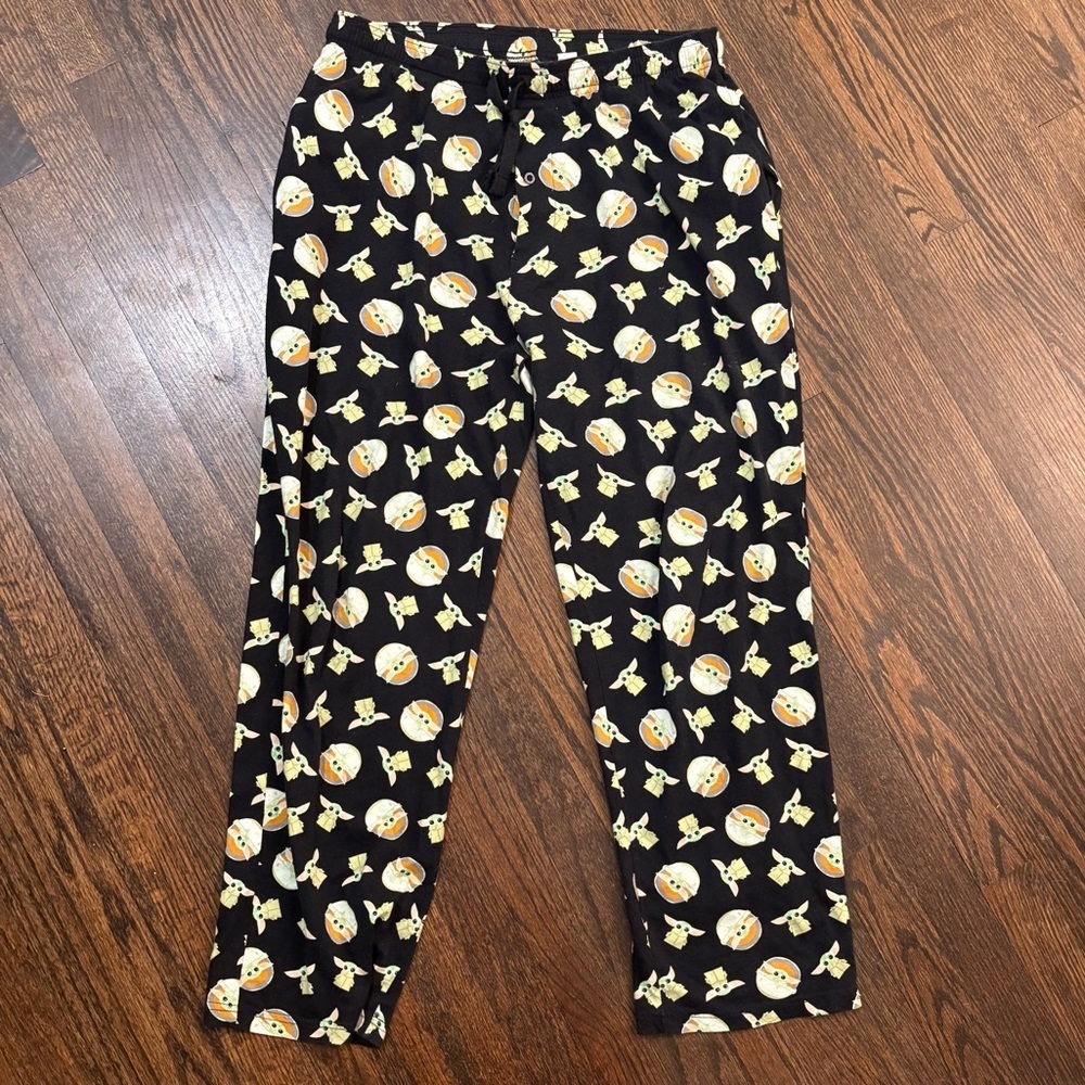 Star Wars: The Mandalorian Grogu The Child Baby Yoda Pajama Pants - Picture 2 of 4